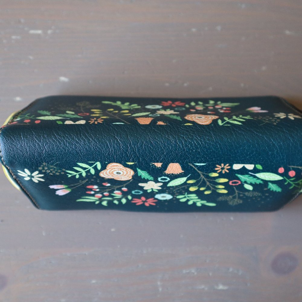 FLORAL WALLET - Picture 2 of 7
